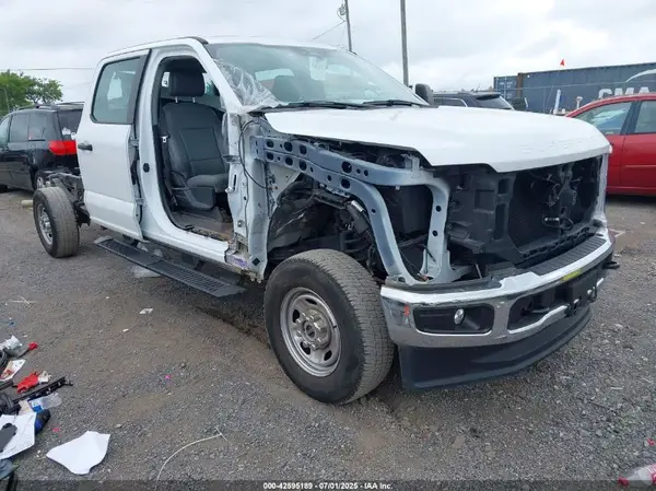 1FT7W2BA6PEC73116 2023 FORD F250 - Image 1