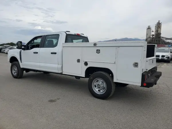 1FT7W2BA6PEC73536 2023 FORD F250 - Image 2
