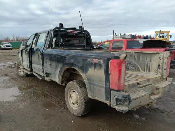 1FT7W2BA6PED85818 2023 FORD F250 - Image 2