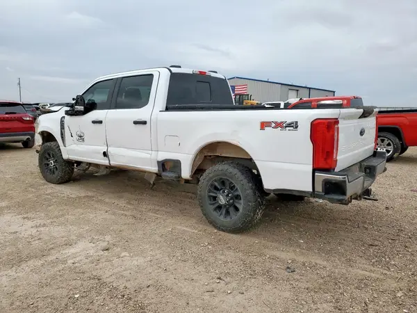 1FT7W2BA8PEC03939 2023 FORD F250 - Image 2