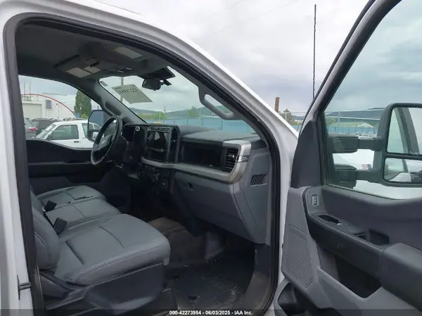 1FT7W2BA8PEC09403 2023 FORD F250 - Image 1