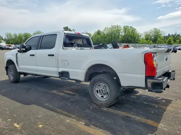 1FT7W2BA8RED47123 2024 FORD F250 - Image 2