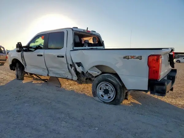 1FT7W2BA8RED81353 2024 FORD F250 - Image 2