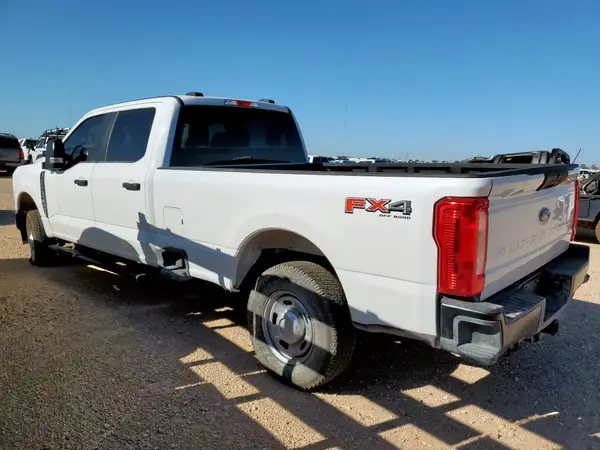 1FT7W2BA9REF39716 2024 FORD F250 - Image 2