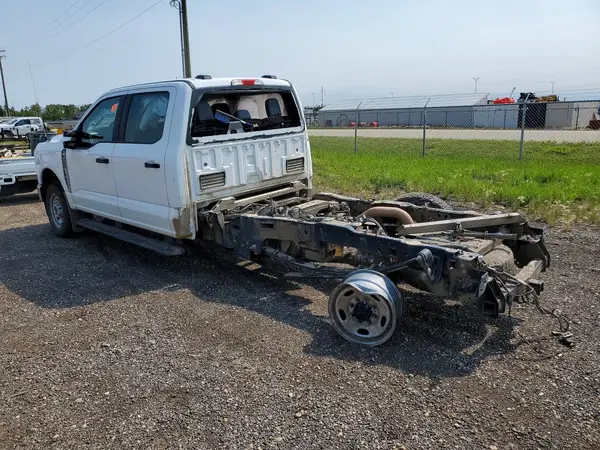 1FT7W2BAXRED25138 2024 FORD F250 - Image 2