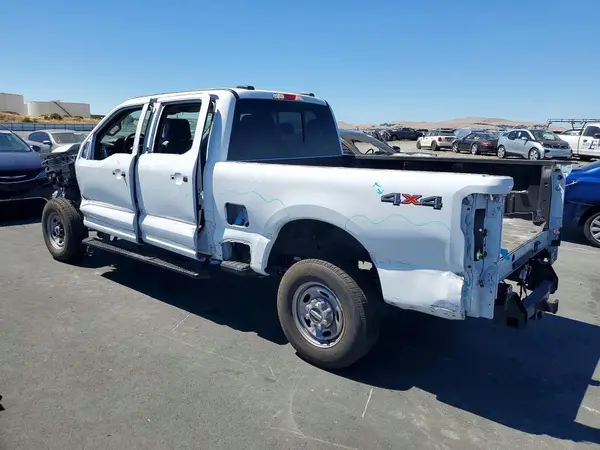 1FT7W2BAXREE28057 2024 FORD F250 - Image 2