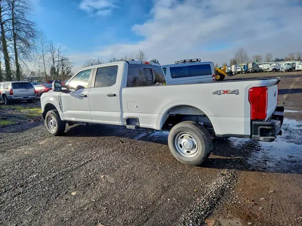 1FT7W2BAXREE39043 2024 FORD F250 - Image 2