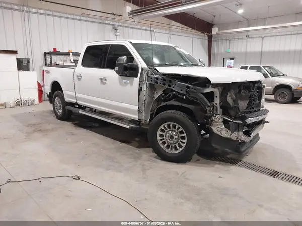1FT7W2BN0NEG32864 2022 FORD F250 - Image 1