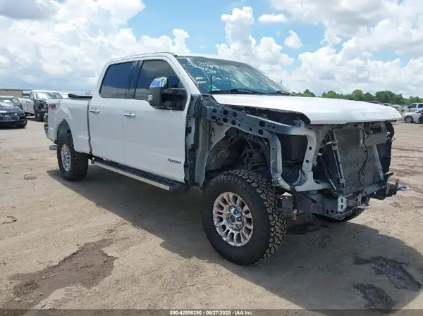 1FT7W2BN5NEC32458 2022 FORD F250 - Image 1