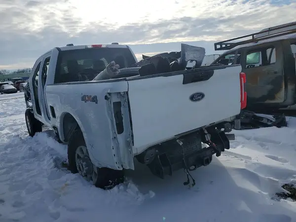 1FT7W2BN5REF04819 2024 FORD F250 - Image 2