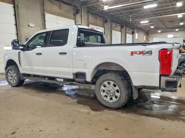 1FT7W2BN7PEE08932 2023 FORD F250 - Image 2