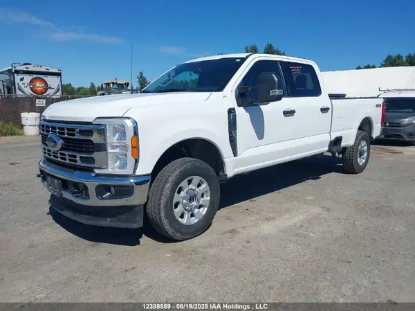 1FT7W2BN8PEC59415 2023 FORD F250 - Image 2