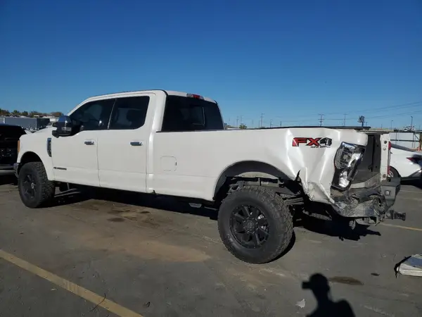 1FT7W2BT0HEB13932 2017 FORD F250 - Image 2