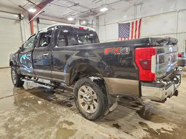 1FT7W2BT0HEB32464 2017 FORD F250 - Image 2