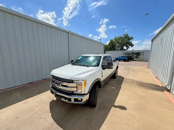 1FT7W2BT0HEB94950 2017 FORD F250 - Image 2