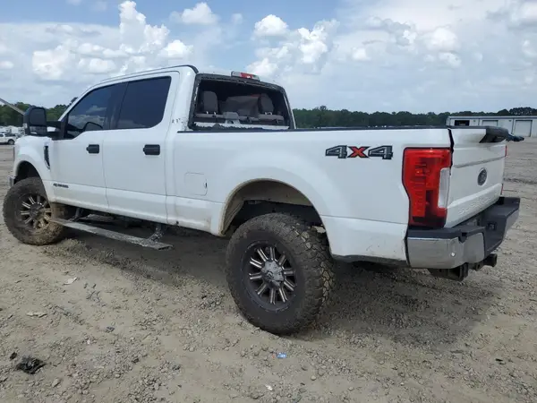 1FT7W2BT0HED69164 2017 FORD F250 - Image 2