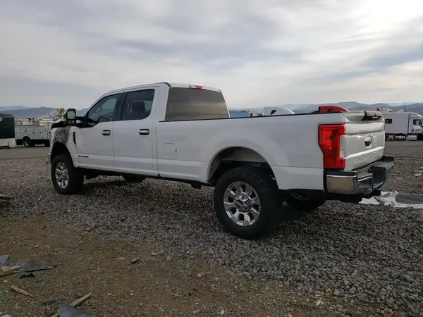 1FT7W2BT0HED93738 2017 FORD F250 - Image 2
