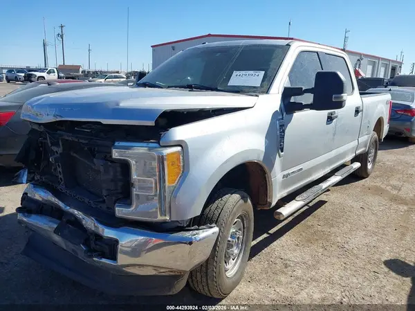 1FT7W2BT0HEE85271 2017 FORD F250 - Image 2
