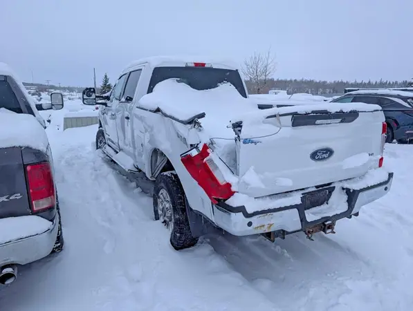 1FT7W2BT0HEE88784 2017 FORD F250 - Image 2