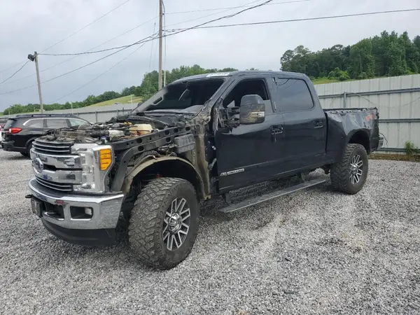 1FT7W2BT0HEF35392 2017 FORD F250 - Image 1
