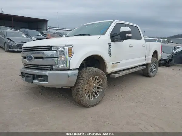 1FT7W2BT0JEB65096 2018 FORD F250 - Image 2