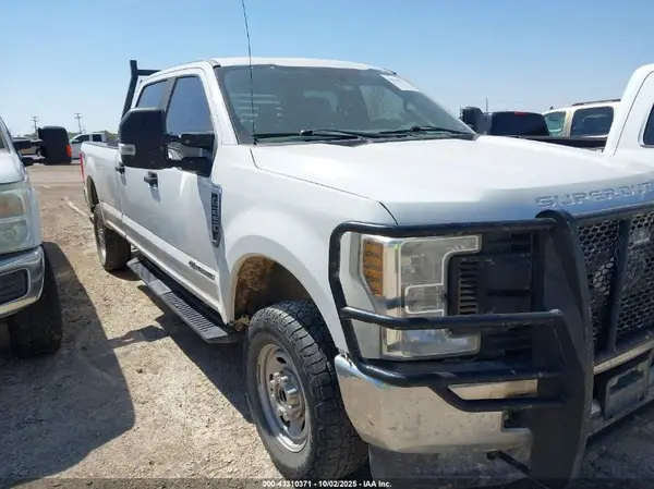 1FT7W2BT0JEC62363 2018 FORD F250 - Image 1