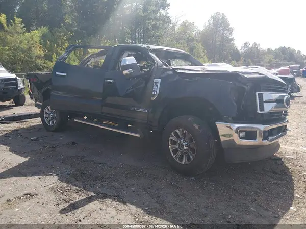 1FT7W2BT0JEC73797 2018 FORD F250 - Image 1