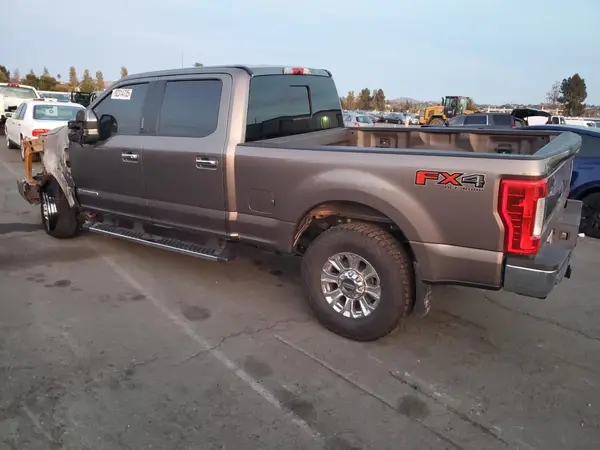 1FT7W2BT0KEF29759 2019 FORD F250 - Image 2
