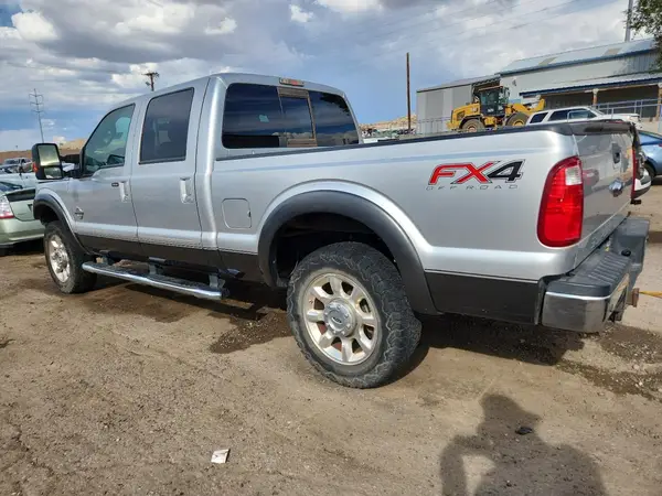 1FT7W2BT1GEB40717 2016 FORD F250 - Image 2