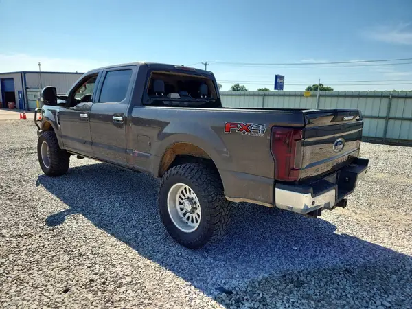 1FT7W2BT1HEB34725 2017 FORD F250 - Image 2
