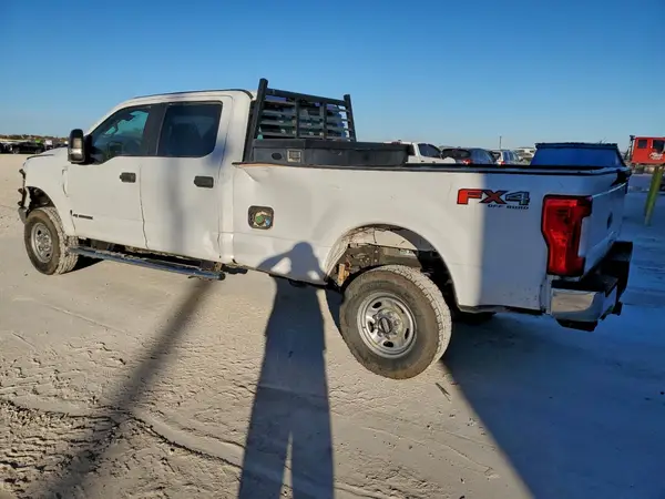 1FT7W2BT1HEB64923 2017 FORD F250 - Image 2