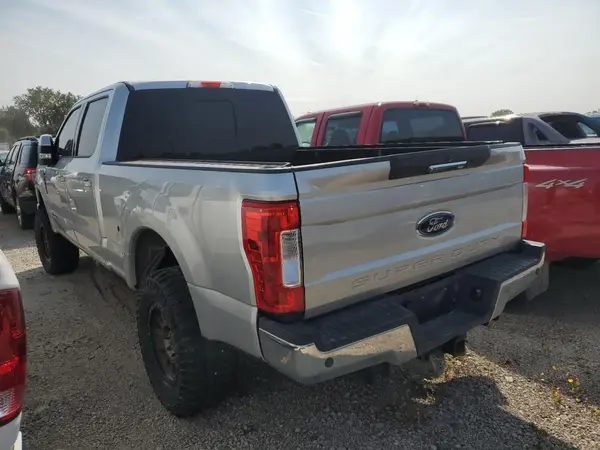 1FT7W2BT1HEC31861 2017 FORD F250 - Image 2
