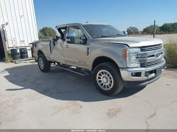1FT7W2BT1HEC79070 2017 FORD F250 - Image 1