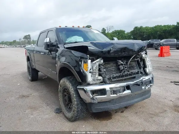 1FT7W2BT1HED39560 2017 FORD F250 - Image 1