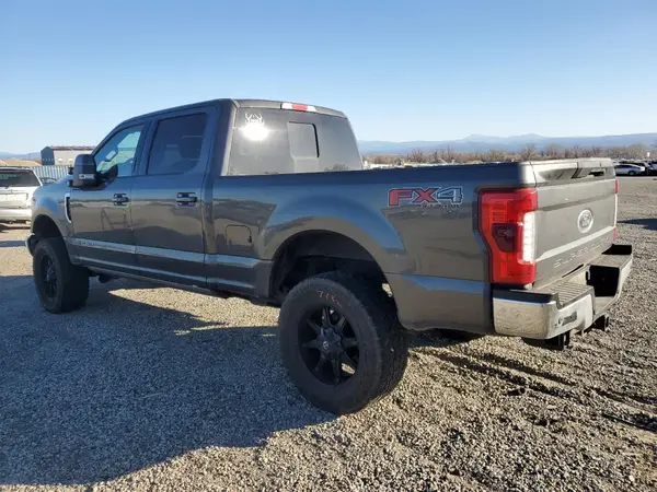 1FT7W2BT1HEE32885 2017 FORD F250 - Image 2