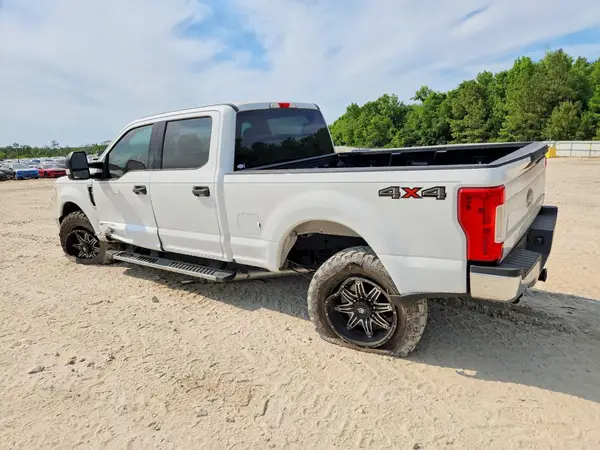 1FT7W2BT1HEE85005 2017 FORD F250 - Image 2