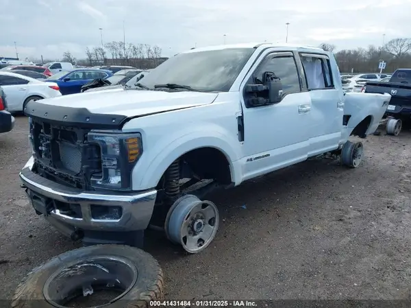 1FT7W2BT1HEE97882 2017 FORD F250 - Image 2