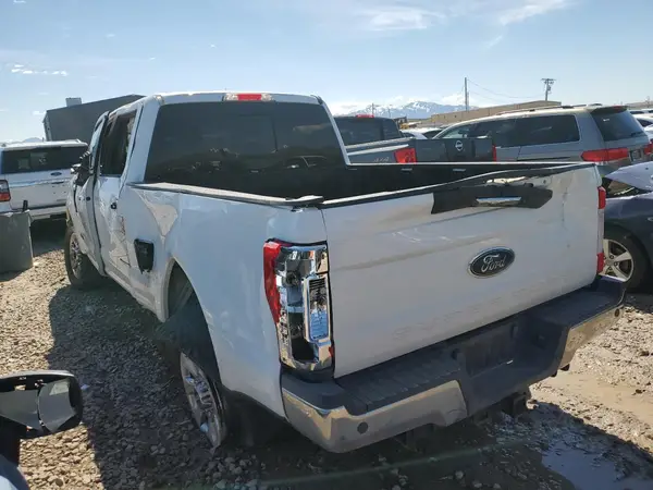 1FT7W2BT1JEB15906 2018 FORD F250 - Image 2