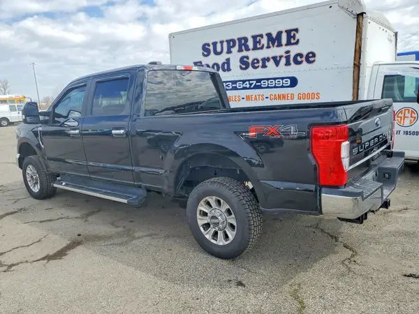 1FT7W2BT1JEB21592 2018 FORD F250 - Image 2