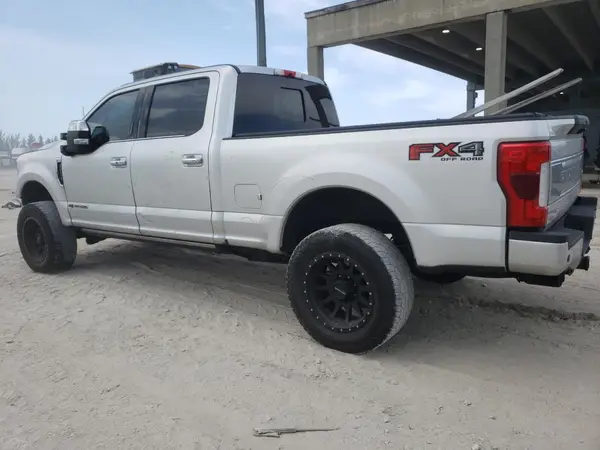 1FT7W2BT1JEB94624 2018 FORD F250 - Image 2