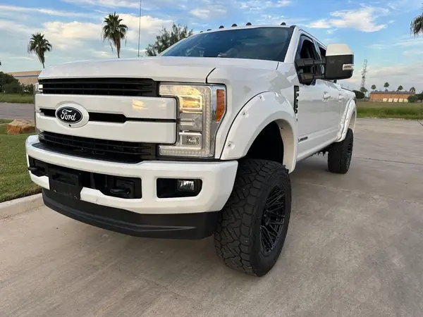 1FT7W2BT1JEC53638 2018 FORD F250 - Image 2