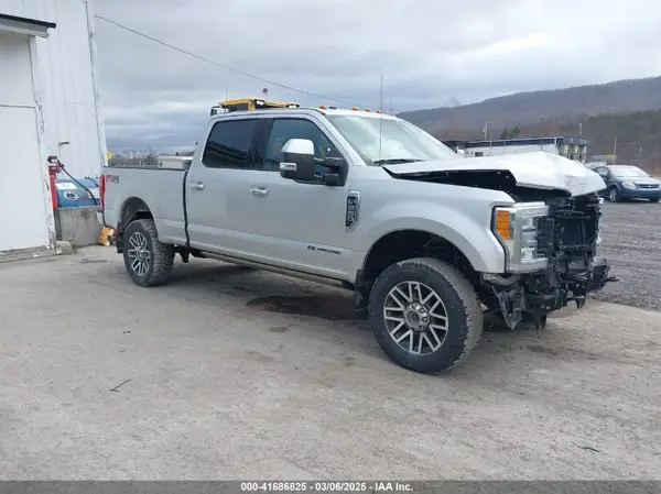 1FT7W2BT1JEC54725 2018 FORD F250 - Image 1