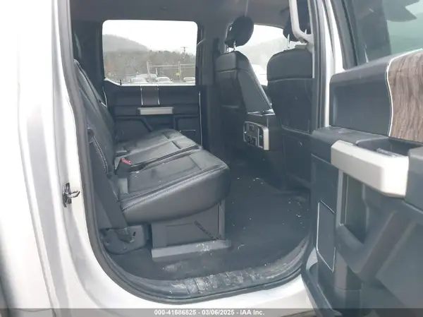 1FT7W2BT1JEC54725 2018 FORD F250 - Image 8