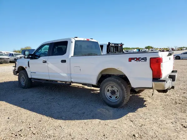 1FT7W2BT1NEC70462 2022 FORD F250 - Image 2