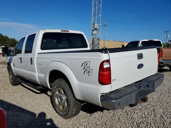 1FT7W2BT2GEB21528 2016 FORD F250 - Image 2