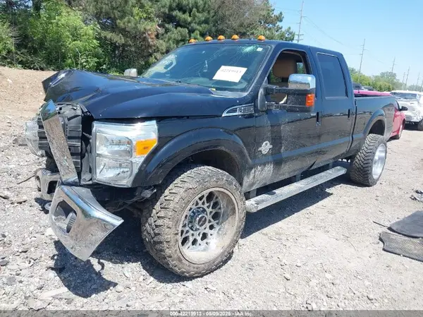 1FT7W2BT2GEB59082 2016 FORD F250 - Image 2