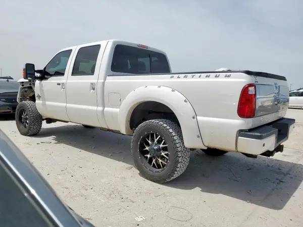 1FT7W2BT2GEB75752 2016 FORD F250 - Image 2