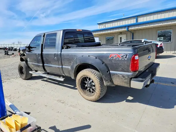 1FT7W2BT2GEC00696 2016 FORD F250 - Image 2