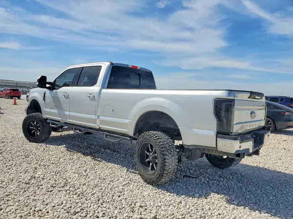 1FT7W2BT2HEB22115 2017 FORD F250 - Image 2