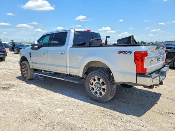 1FT7W2BT2HEB68799 2017 FORD F250 - Image 2